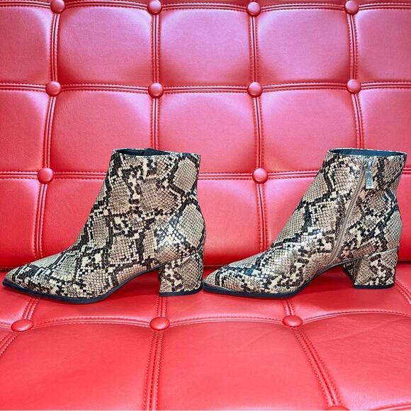 Kenneth Cole Roanne Toffee & Black Faux Snakeskin Block Heel Side Zip Bootie Sz6 - Picture 6 of 13